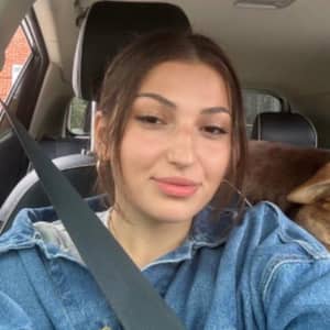 Sitter Profile Image: Nikki