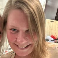 Sitter Profile Image: Tina S.