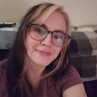 Sitter Profile Image: Lacy R.