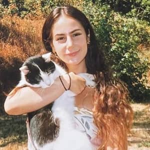 Sitter Profile Image: Dana A.