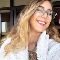 Sitter Profile Image: Kayleigh P.