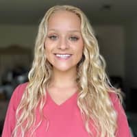 Sitter Profile Image: Amanda C.