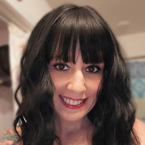 Sitter Profile Image: Lacey C.