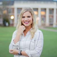 Sitter Profile Image: Hollyann L.