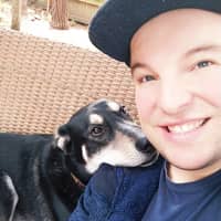 Sitter Profile Image: Jonatan B.