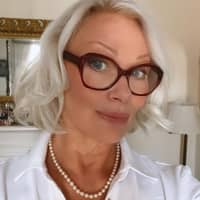 Sitter Profile Image: Heidi K.