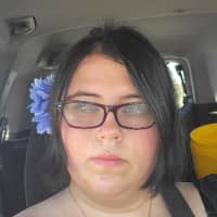 Sitter Profile Image: Leona H.