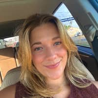 Sitter Profile Image: Claire R.