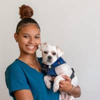 Sitter Profile Image: Serena T.