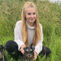 Sitter Profile Image: Esther S.