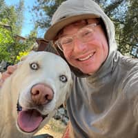 Sitter Profile Image: Ari A.