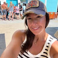 Sitter Profile Image: Mary N.