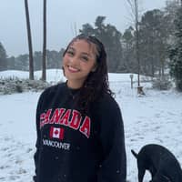 Sitter Profile Image: Dallyann M.