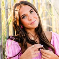 Sitter Profile Image: Isabella T.