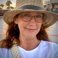 Sitter Profile Image: Guiomar R.