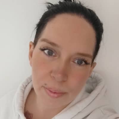 Sitter Profile Image: Daniela D.