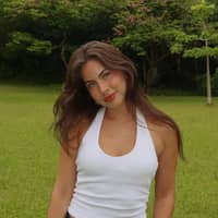 Sitter Profile Image: Miranda C.