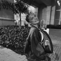 Sitter Profile Image: Ella B.