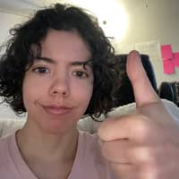 Sitter Profile Image: Isabelle D.