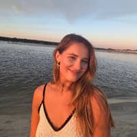Sitter Profile Image: Hannah R.