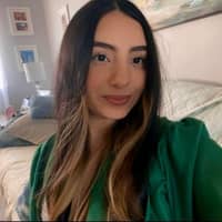 Sitter Profile Image: Maria H.