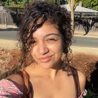 Sitter Profile Image: Daisy P.