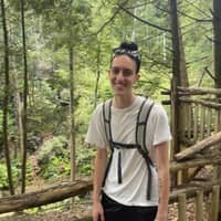 Sitter Profile Image: Lauren M.