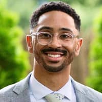 Sitter Profile Image: Perry C.