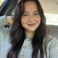 Sitter Profile Image: Sarah L.