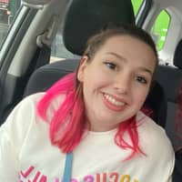 Sitter Profile Image: Emma S.