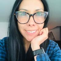 Sitter Profile Image: Veronica H.