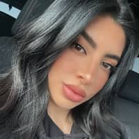 Sitter Profile Image: Veronica G.