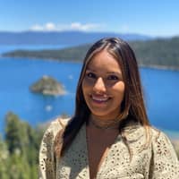 Sitter Profile Image: Alondra J.