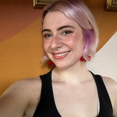 Chloe S. | South Euclid, OH | Rover.com