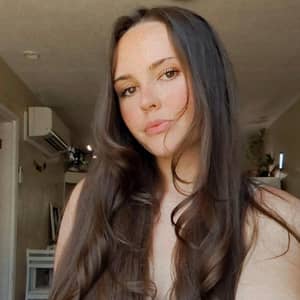 Sitter Profile Image: Jade B.