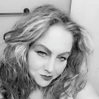 Sitter Profile Image: Ronda F.