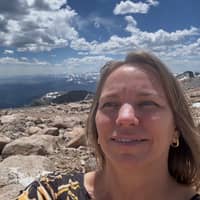 Sitter Profile Image: Danielle D.