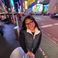 Sitter Profile Image: Dominique S.