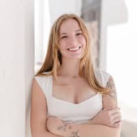 Sitter Profile Image: Olivia M.