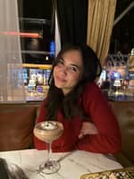 Sitter Profile Image: Zoey L.