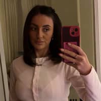 Sitter Profile Image: Emily F.