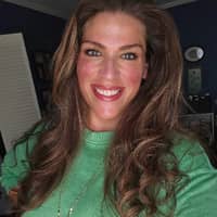 Sitter Profile Image: NATALIE F.