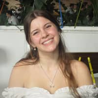 Sitter Profile Image: Lilly V.