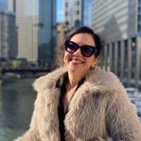 Sitter Profile Image: Lana L.