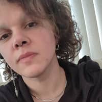 Sitter Profile Image: Rayven L.