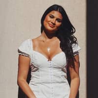 Sitter Profile Image: Lolita F.