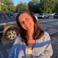 Sitter Profile Image: Lindsay M.