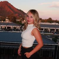 Sitter Profile Image: macey c.