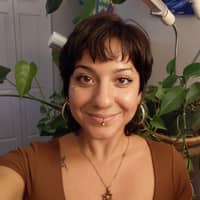 Sitter Profile Image: Rosamaria E.