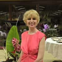 Sitter Profile Image: Nadezhda L.